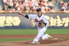 김택연 시즌 첫 블론세이브, 두산-KT, 연장 끝에 3-3 무승부[스경X현장]