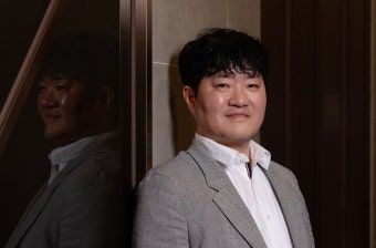 “‘네 이름이 뭐야’란 기시감, 그래도 들어가야했어요”[편파적인 디렉터스뷰]