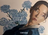 세계적 그래피티 신사동에 ‘영원한 행복’ 새기다