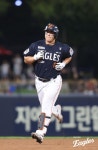 한화의 KS 직행 도전은 끝나지 않았다···KIA 완파하고 선두 LG와 3경기 차 유지, 6이닝 10K 1실점 와이스는 시즌 16승