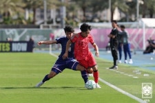 두 살 어린 日에 고전한 이민성호…한국, 라이벌전 0-1 패배, 6년 만의 U-23 아시안컵 결승행 실패