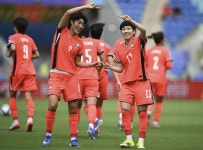 한국 여자 축구, 필리핀 3-0 완파 사실상 8강행