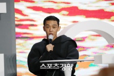 유아인, 또다시 장재현 감독 ‘뱀피르’ 출연설 “정해진 것 없다”