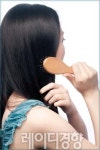 친환경 염색약으로 만지고 싶은 검은 머릿결 만들기