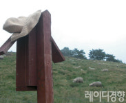 [프런트 에세이]‘아름답게 늙고 싶은’ 소설가 한창훈의 여가에 대하여