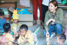 [재능을 나누는 사람들]①캄보디아에 음악으로 희망을 전한 손담비