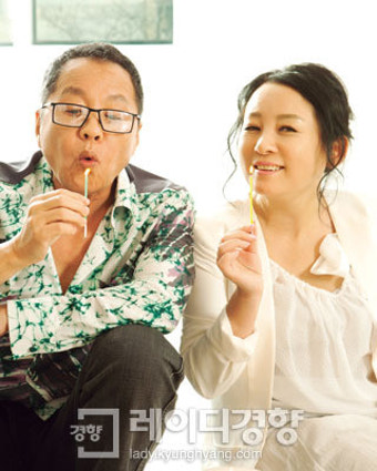 [이 부부가 사는 법]결혼생활 34년, 득도와 득음의 세월 - 이상해·김영임 부부