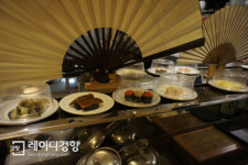 [주바리의 까칠한 味수다]  코로나19 시대 ‘개인 방역’ 맛집을 가다