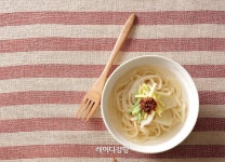 칼국수도 9천원 시대…서울 외식 물가 꾸준히 상승
