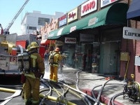 의류도매시장 불길 번져