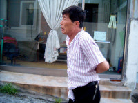 [포토뉴스] 조합원 쫓아내는 삼광사 신도들의 투쟁