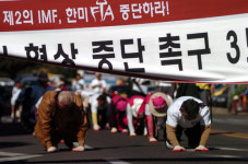 [제주 20:50] 도로 위 촛불문화제...끝까지 투쟁한다