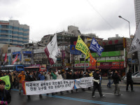 물대포 쏘고 전의경이 밀고...체포조도 활개