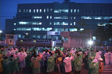 하이텍 앞 금속노조 파업집회 중 12명 강제연행