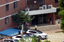 갑을오토텍 노조파괴 신입사원들 기숙사에 계속