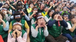 자회사 천국의 민낯: 3교대 27시간, 18시간 굶고, 4시간 잔다?