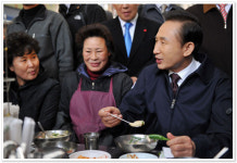 이 대통령, 대구 서문시장 방문