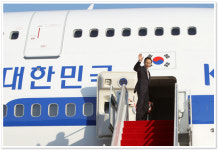 이 대통령, ‘아세안（ASEAN）+3’ 회의 참석차 출국 