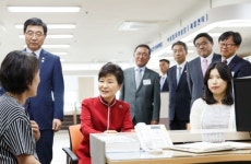 대통령, 천안 고용복지+(플러스)센터 최초 방문