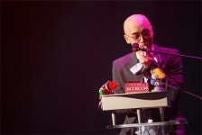 가수 하림 1년만에 깜짝 방송 출연