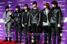 JYP, 재범은 가해자, 나머지 2PM 6명은 피해자