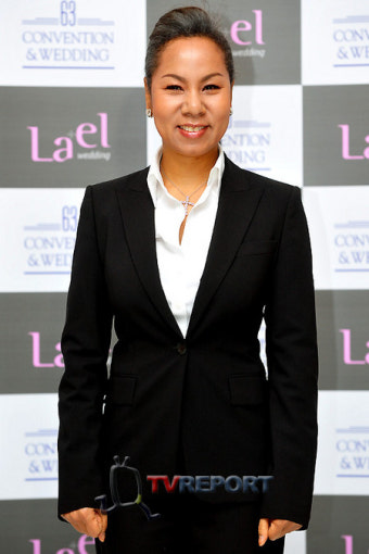 [T포토] '조관우 결혼식' 주례 맡은 인순이