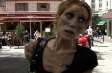 사망 거식증 모델 이사벨 카로 모친 자살 충격