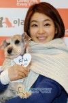[T포토] 애견가 박진희 유기견 지니 입양해요!