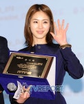 [T포토] 이연희, 손바닥 만한 얼굴