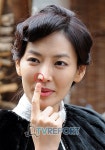 [T포토] 가비 김소연 티끌 하나도 신경쓰여요!