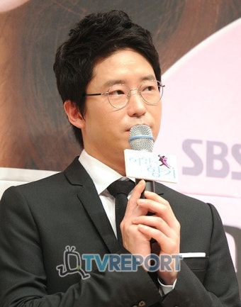 [T포토] 엄기준 