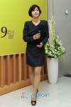 [T포토] 황정민 아나운서 '우아한 걸음걸이'
