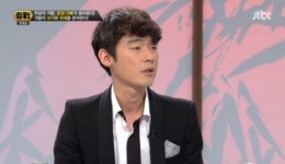 허지웅, 폭로 조용필, 노래방 가면 자기 노래만 부른다