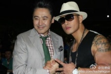 유승준 중국 근황, 배우 오수파와 인증샷 공개