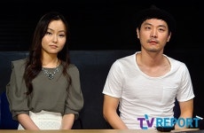 [T포토] 이은경-송삼동 "질문 해주세요"(개똥이)