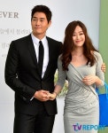유지태♥김효진 임신, 결혼 2년만에 부모된다 “임신 4주째”