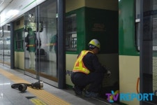 [T포토] 상왕십리역 사고로 10개역 운행 중단