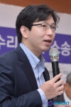 [T포토] 장석준 참 뜻깊은 날로 기억될 것