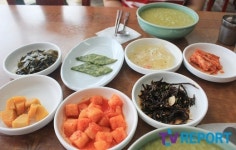 [제주맛집] 고소한 냄새로 이끌다…제주 오조 해녀의 집