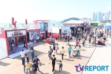 [T포토] 19th BIFF 비프빌리지 아침부터 북적거리네~
