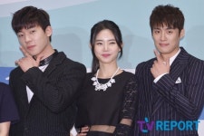 [T포토] 창조-오상진 훈남들의 미모대결(스웨덴 세탁소)