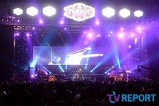 [T포토] 많은 팬들이 가득 채운, 넥스트 콘서트 민물장어의 꿈