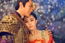 판빙빙, 배우 리천과 열애설…6월 결혼설까지