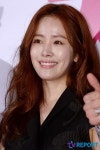 [T포토] 한지민 영화관 밝히는 광채미소(장수상회)
