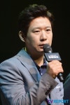 [T포토] 조규찬 작업 참여할 수 있어 영광
