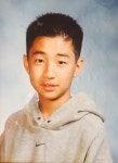 헨리, 장난기 가득 유년시절…잘생김이 묻었네