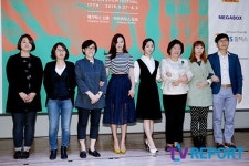 [T포토] 페미니스타 김아중과 함께하는 제17회 서울국제여성영화제
