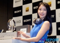[T포토] 아이유 싱그러운 꽃미소