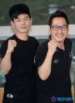 [T포토] 온주완-김풍 결의에 가득 찬 화이팅(주먹쥐고 소림사)