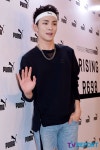 [T포토] 키 헤어밴드도 소화하는 남자
